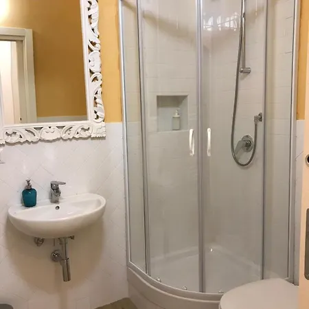 Agora Singola Con Bagno Privato Adiacente فندق مبيت وإفطار